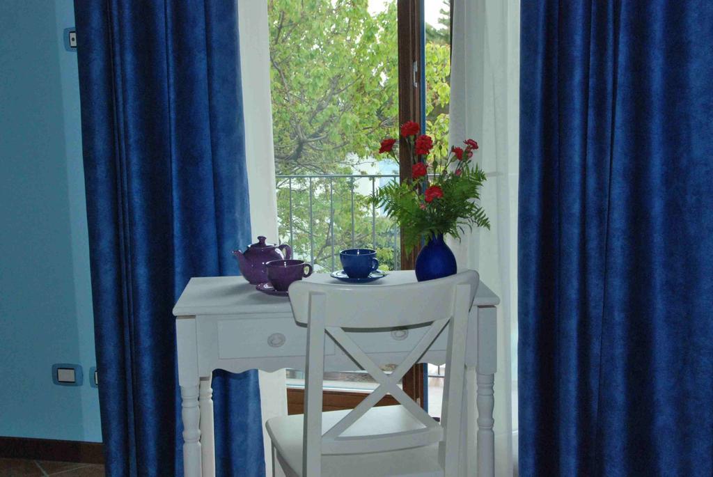 B&B La Casa Di Trizzi Комо Номер фото